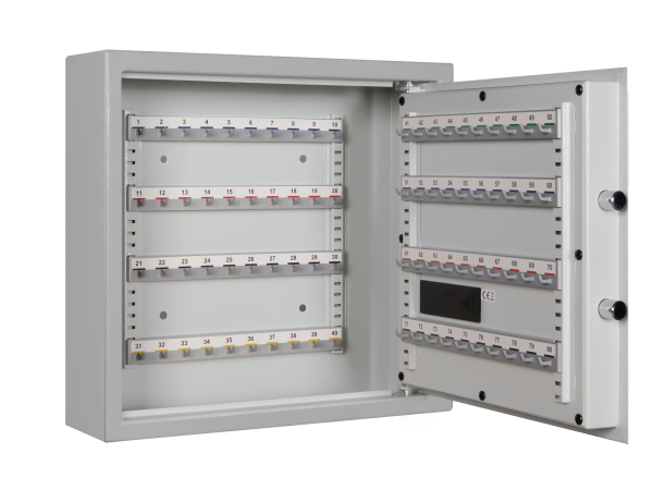 Schlüsseltresor mit Elektronikschloss und 80 Haken geöffneter Tür in Frontalansicht